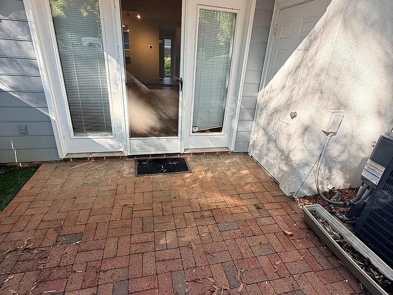 1458 Barton Place Dr — Photo 15