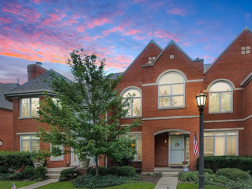 5930 N Sauganash Ln, Chicago, IL 60646 Zillow