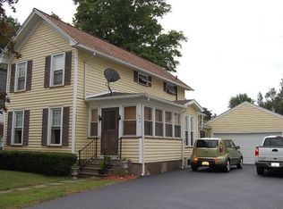 44 Clifton St, Manchester, NY 14504