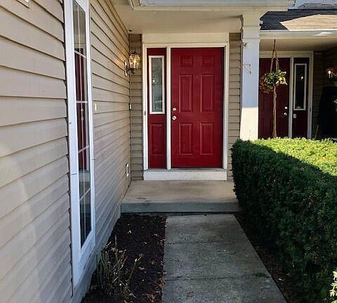 3rd image of 7564 Wellshire Dr