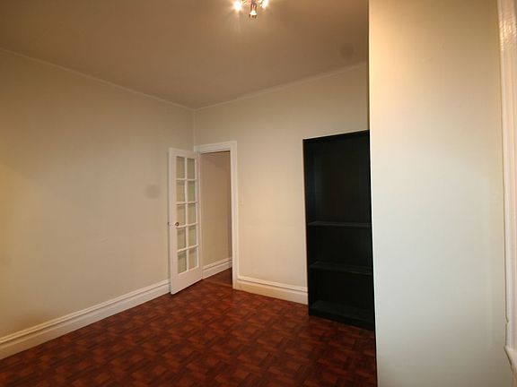 3rd image of 1067 Park Ave APT 1A