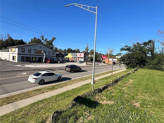 2nd image of 5469 Big Tyler Rd