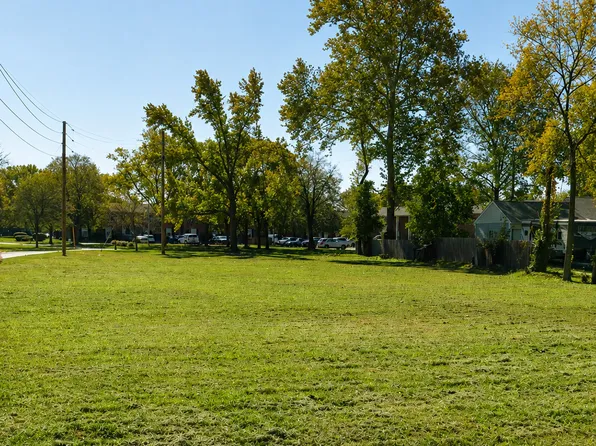 2425 Westlane Rd, Indianapolis, IN 46268