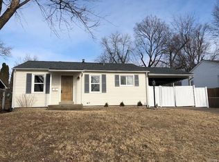 2709 Timberlake Dr, Maryland Heights, MO