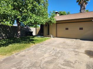 7712 Lakewood Park Dr, Sacramento, CA 95828