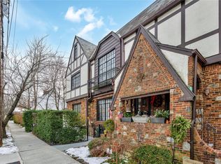 164-04 33rd Avenue, Flushing, NY 11358