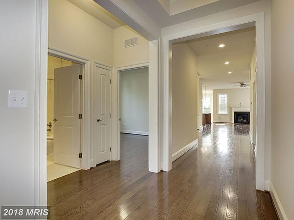 4th image of 2532 Sophia Chase Dr