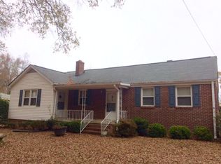 814 Sunset Dr, Greenwood, SC 29646