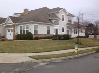 28 Delray Ln, Absecon, NJ 08201