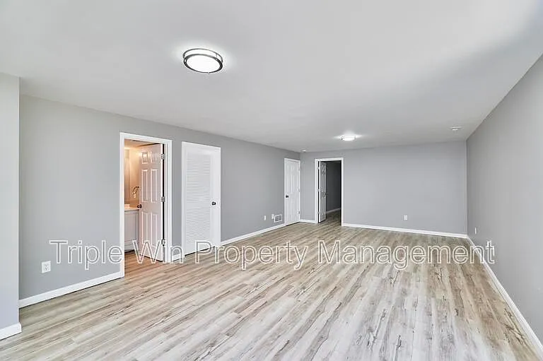 4927 Triple Tree Ct — Photo 31
