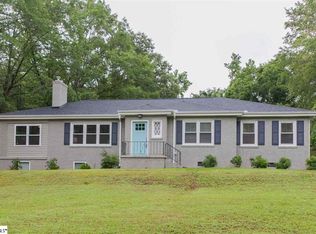 106 Pine St, Greer, SC 29650
