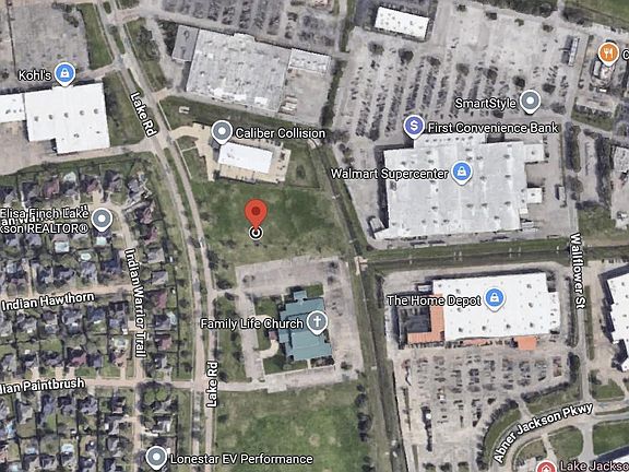 5th image of 230 Lake Rd