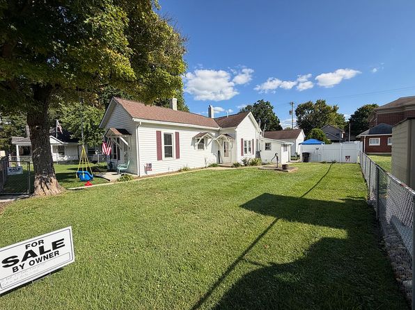 11 E Elm St