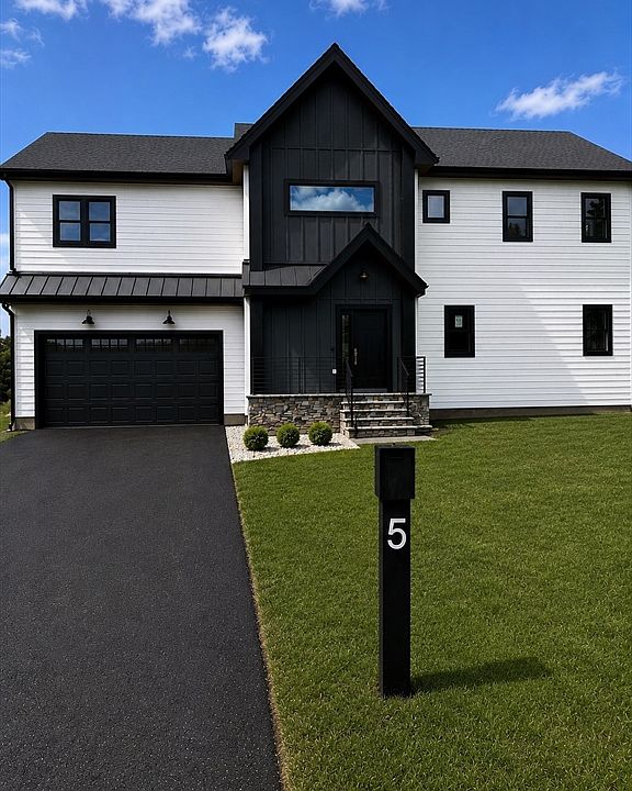 1st image of 5 Haven Ln