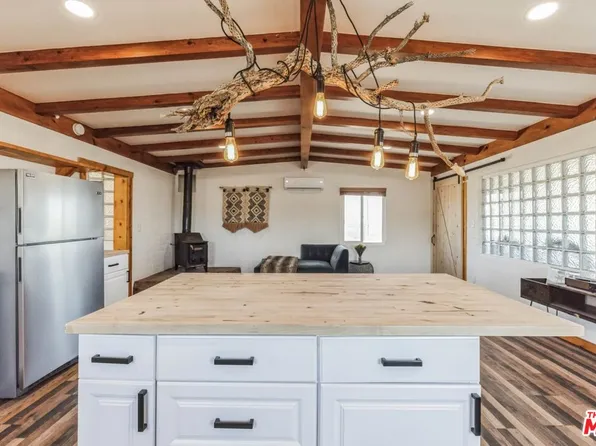 1866 Old Woman Springs Rd, Landers, CA 92285
