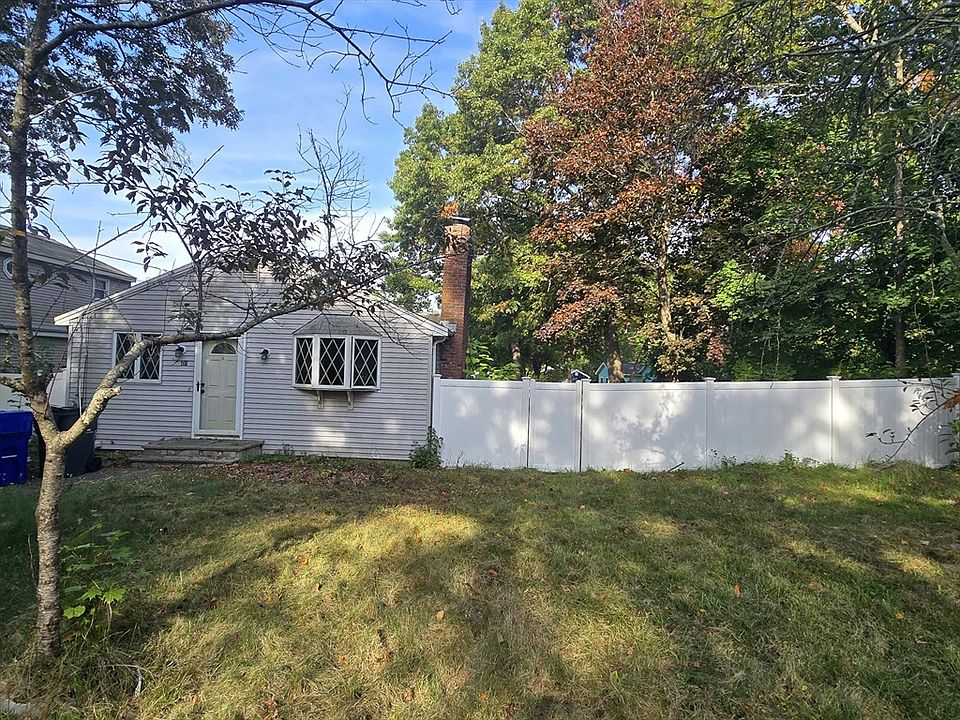 2nd image of 26 N Highland Rd