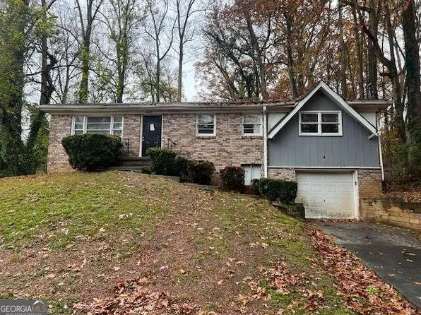 4413 Lovridge Dr SW, Atlanta, GA 30331