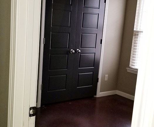5th image of 208 Ethel Dr #1