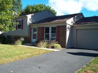 131 Tanglewood Ln, Lancaster, PA 17601