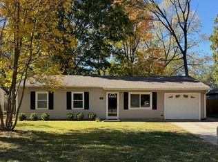 1309 Maplepark Dr, Champaign, IL 61821