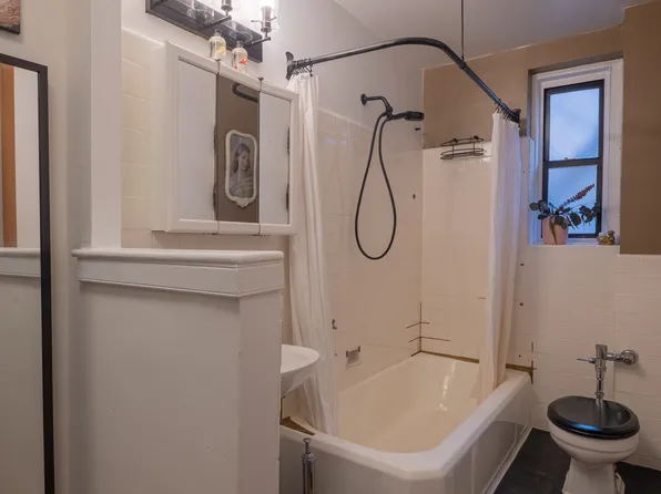 55 East 190th Street image 5 of 5