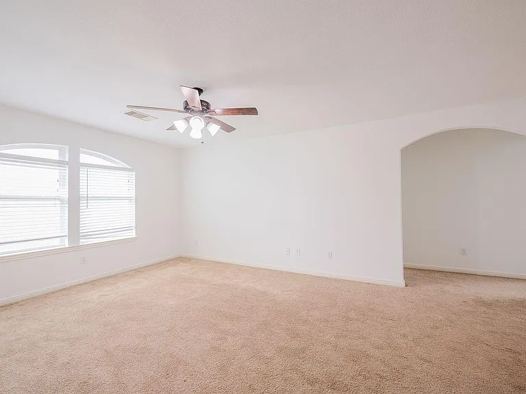 4017 Firenze Dr — Photo 17