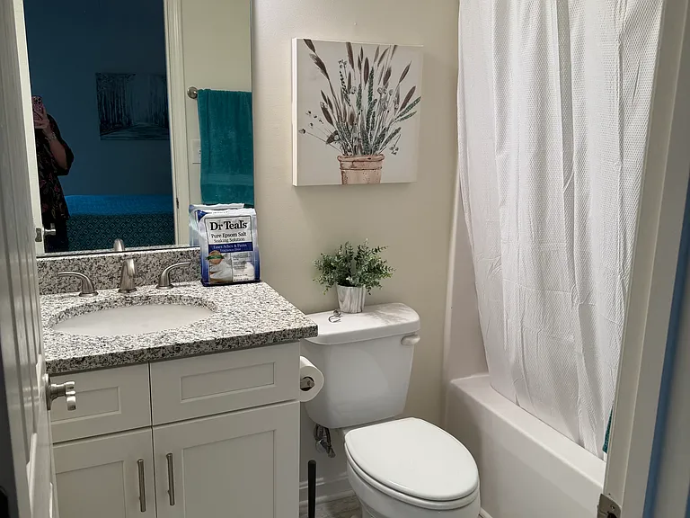 1112 King Arthur Ln #B — Photo 7