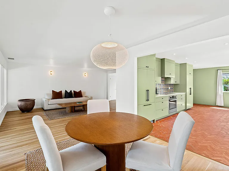 13805 Village Ave — Photo 11