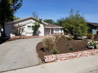 16945 Knapp St, North Hills, CA 91343