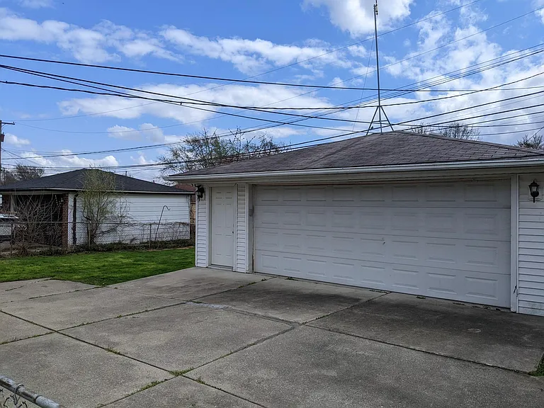 33381 Florence St — Photo 13