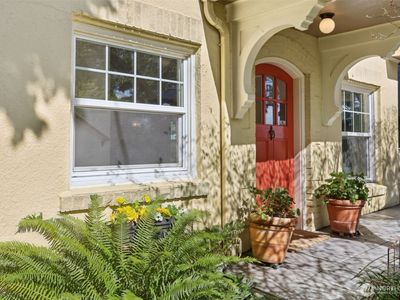 2406 E Galer Street, Seattle, WA, 98112