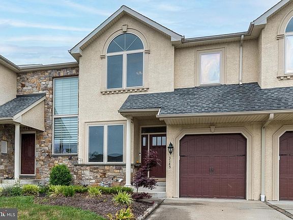 2nd image of 3145 Independence Ct