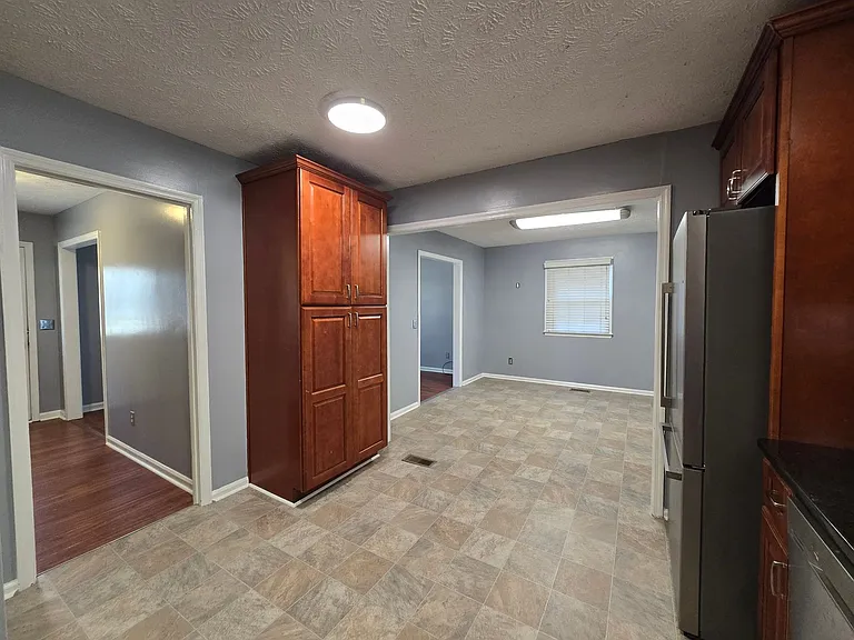 6957 Bone Creek Dr — Photo 20