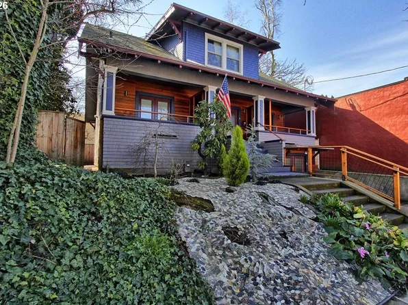 2422 NE Glisan St, Portland, OR 97232