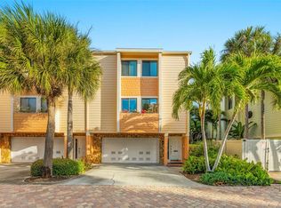 432 Sandy Hook Rd, Treasure Island, FL 33706