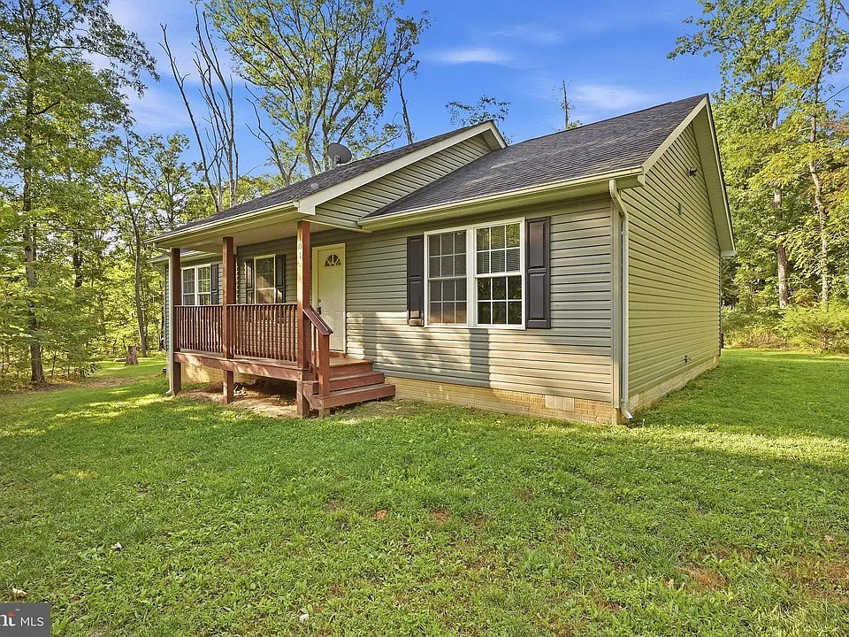 101 Brier Rabbit Ct