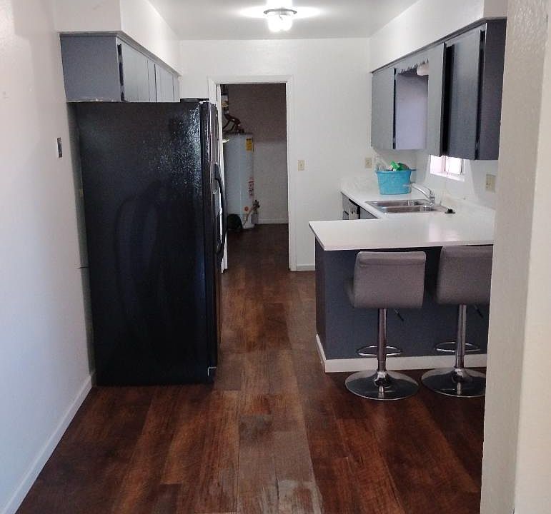1st image of 928 N Pueblo Dr #928