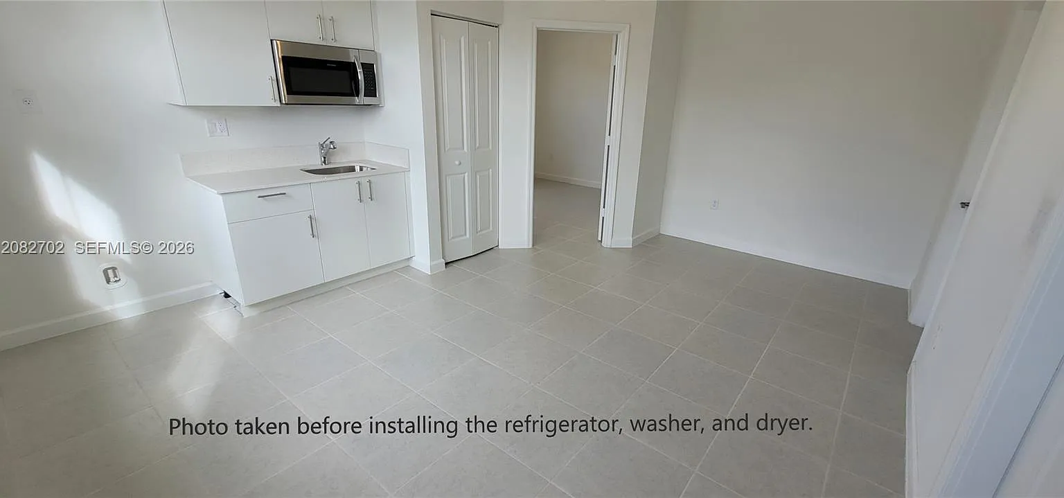 1 bed, 1.0 bath, 2319 sqft, $1,600 — Photo 4