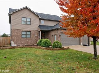855 Crystal Ln, Diamond, IL 60416