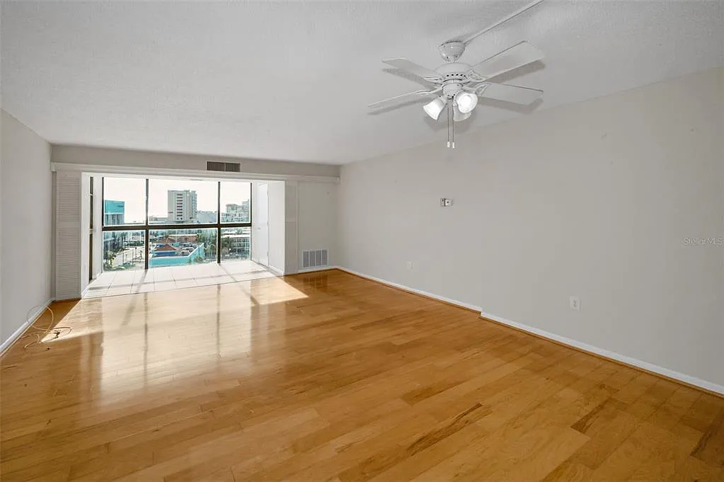 Building Photo - 800 S Gulfview Blvd #906