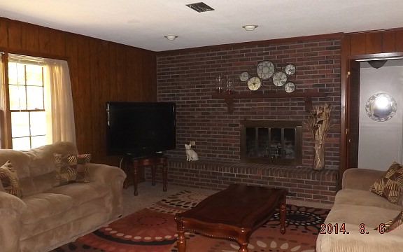 2nd image of 304 W Park St