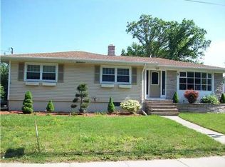 182 Cherry Hill Rd, Johnston, RI 02919