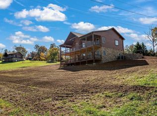 3315 Robeson Rd, Sevierville, TN 37862