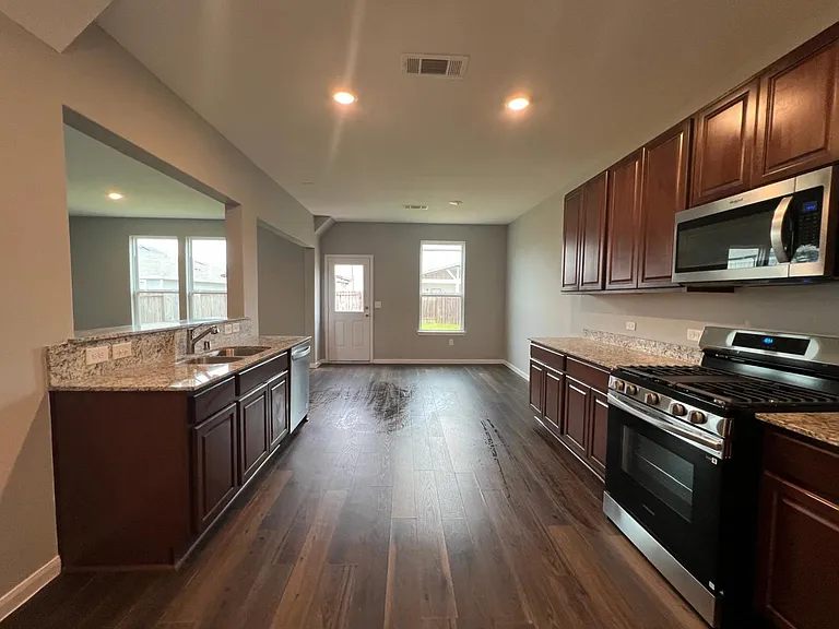 17823 Pumpkin Vine Dr — Photo 7