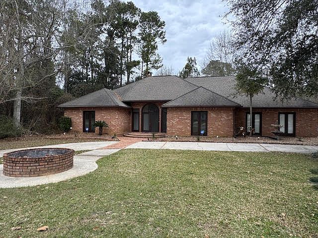 1st image of 5443 Diamondhead Dr E