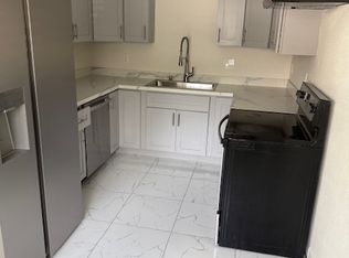 6104 Mayhews Landing Rd, Newark, CA 94560