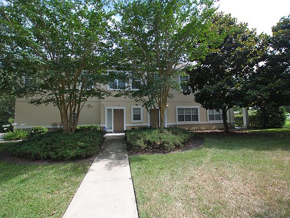 2nd image of 1708 Forest Lake Cir W APT 2