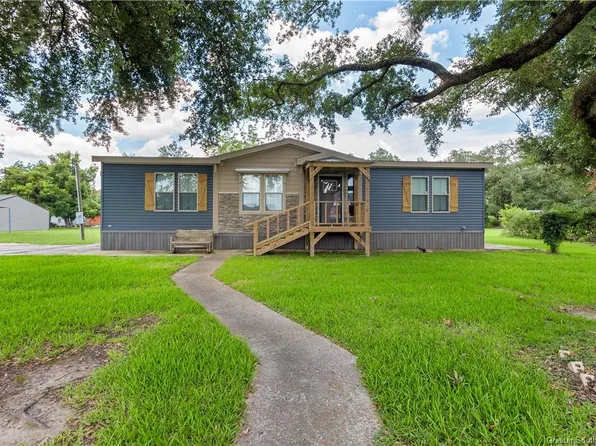 209 S Lightner Ave, Iowa, LA 70647