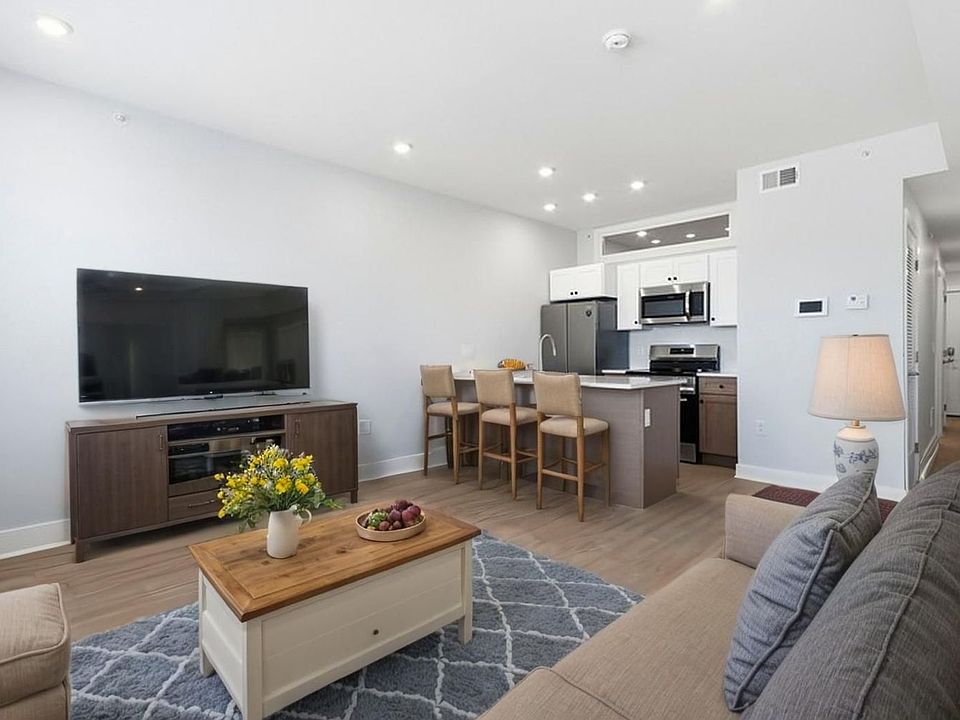 1st image of 4140 W Girard Ave #2