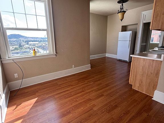 3rd image of 1002 S State St #D